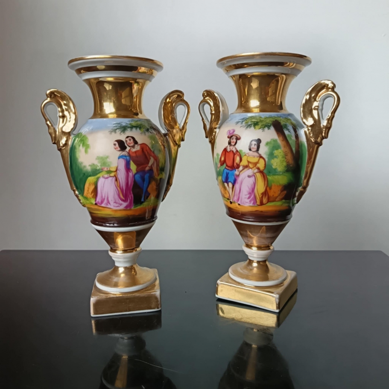 Paire de Vases Porcelaine de Paris, Ep. Romantique