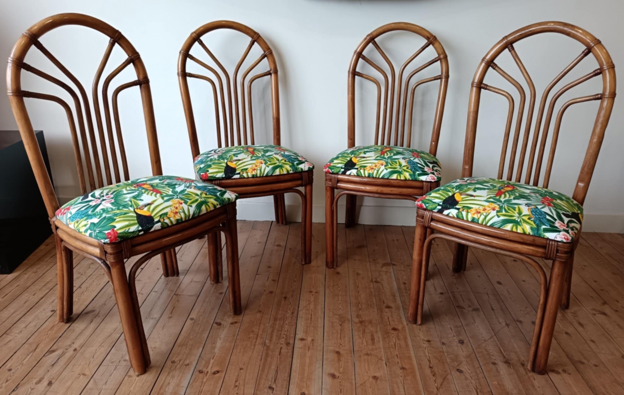 Suite de Quatre Chaises Bambou