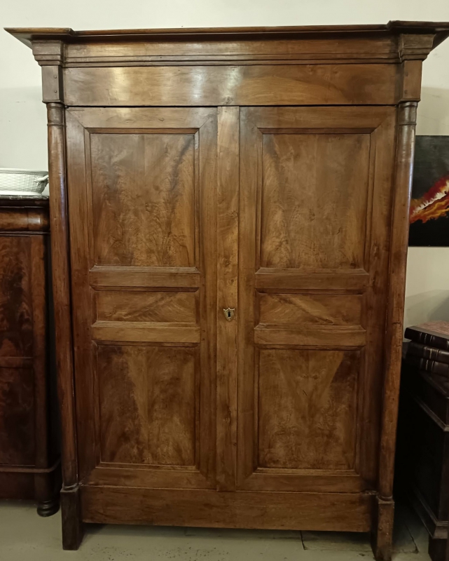 Petite Armoire Noyer, Epoque Empire d�but XIXe