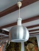 Suspension m�tal et verre opalescent